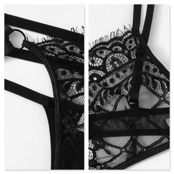 Black Strappy Lace Lingerie Set Bra Thongs - Picture 8 of 8